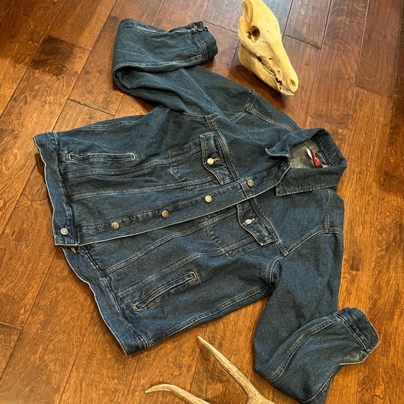 Wrangler Hero Blue Denim Jacket EUC in Men’s size XLT - Picture 2 of 5